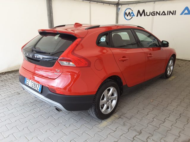 VOLVO V40 Cross Country usata, con Fendinebbia