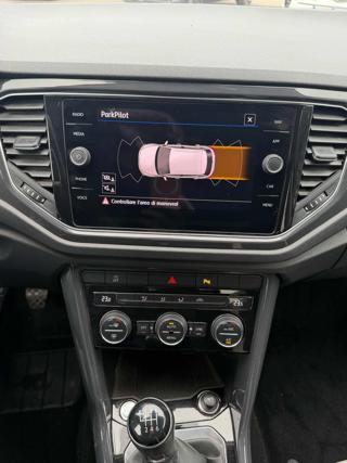 VOLKSWAGEN T-Roc usata, con USB