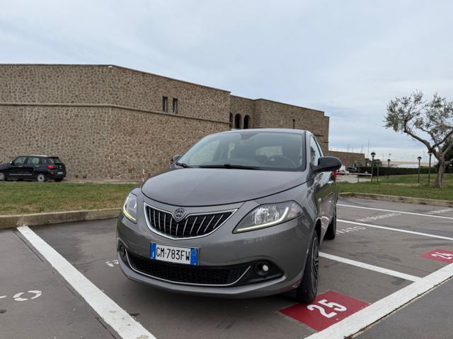 LANCIA Ypsilon usata, con Apple CarPlay