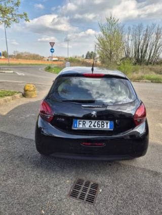 PEUGEOT 208 usata, con Autoradio