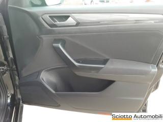 VOLKSWAGEN T-Roc usata, con Autoradio digitale