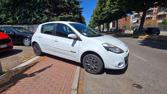 RENAULT Clio usata, con Chiusura centralizzata