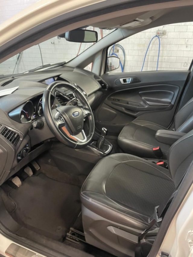 FORD EcoSport usata, con Sistema di navigazione