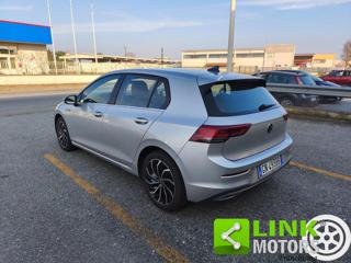 VOLKSWAGEN Golf usata, con Autoradio