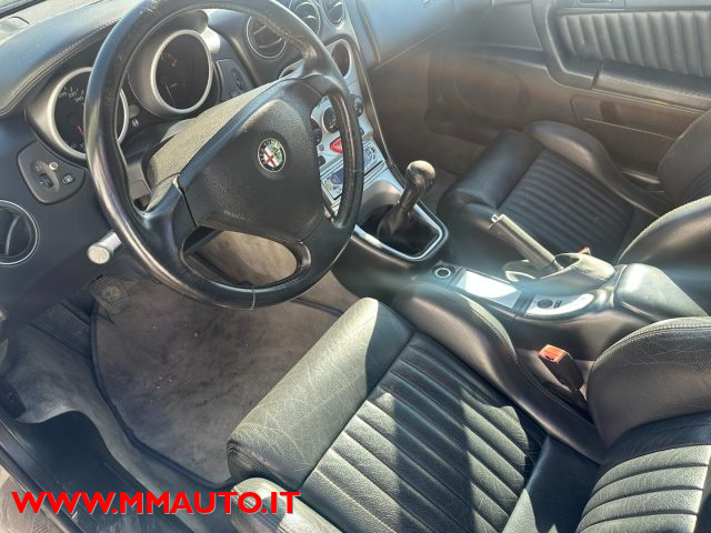 ALFA ROMEO GTV usata, con Interni in pelle