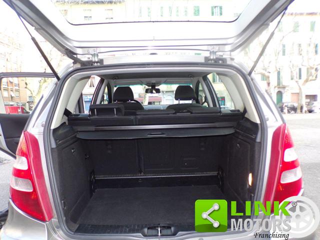 MERCEDES-BENZ A 160 usata, con Luci diurne