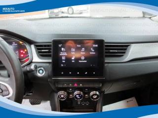 RENAULT Captur usata, con Autoradio