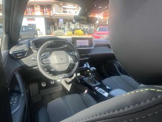 PEUGEOT 2008 usata, con Cruise Control