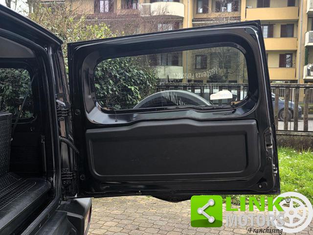 SUZUKI Jimny usata, con Telecamera per parcheggio assistito