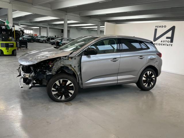 OPEL Grandland usata, con Autoradio