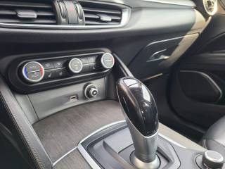 ALFA ROMEO Stelvio usata, con Controllo automatico clima