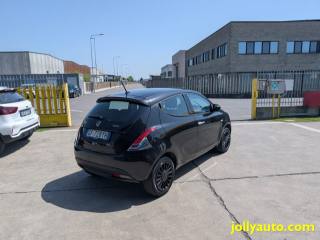 LANCIA Ypsilon usata, con Autoradio