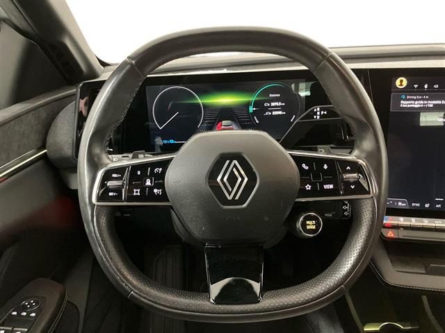 RENAULT Megane usata, con Sensori di parcheggio posteriori