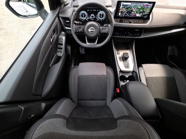 NISSAN Qashqai usata, con Alzacristalli elettrici
