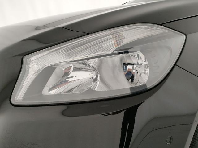 MERCEDES-BENZ A 180 usata, con Chiusura centralizzata