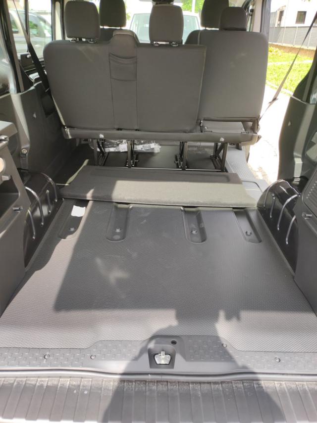RENAULT Trafic usata, con Park Distance Control