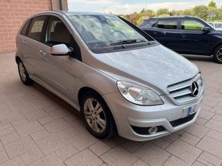 MERCEDES-BENZ B 180 usata, con Airbag