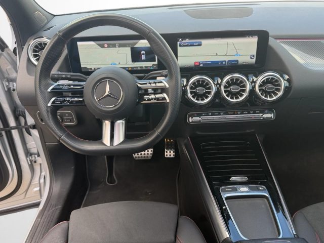 MERCEDES-BENZ GLA 200 usata, con Cruise Control