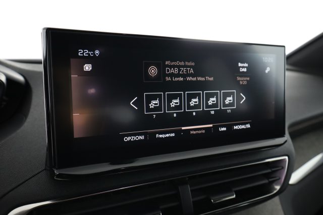 PEUGEOT 5008 usata 10