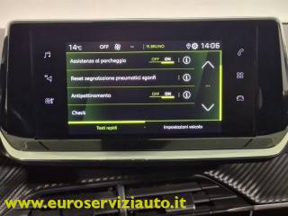 PEUGEOT 2008 usata, con Sensore di pioggia