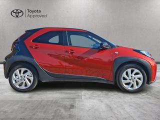 TOYOTA Aygo X usata, con Autoradio
