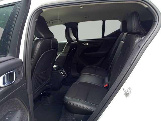 VOLVO XC40 usata, con Sensori di parcheggio posteriori