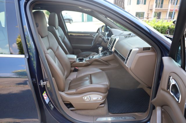 PORSCHE Cayenne usata 92