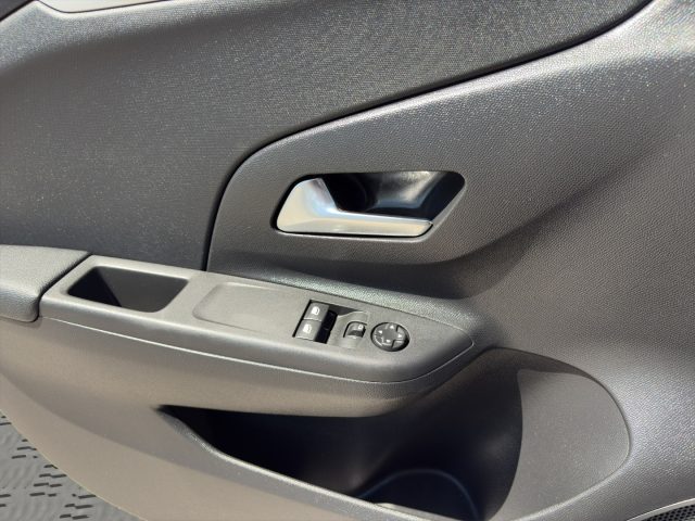OPEL Corsa usata, con Sensore di luce