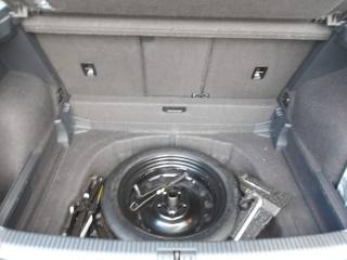 VOLKSWAGEN Golf Sportsvan usata, con Servosterzo