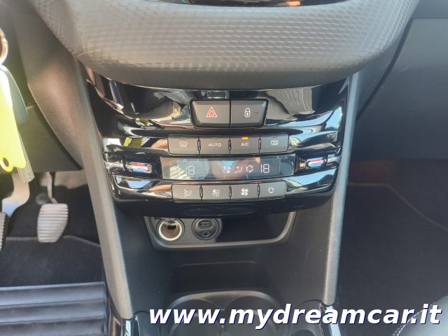PEUGEOT 2008 usata, con Sistema di navigazione