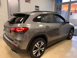 MERCEDES-BENZ GLA 200 usata, con Alzacristalli elettrici