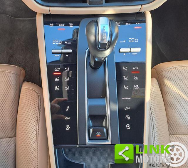 PORSCHE Macan usata, con Cerchi in lega