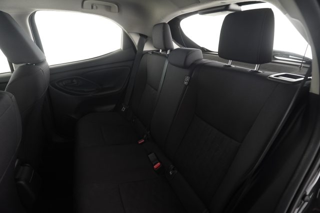 TOYOTA Yaris usata 3