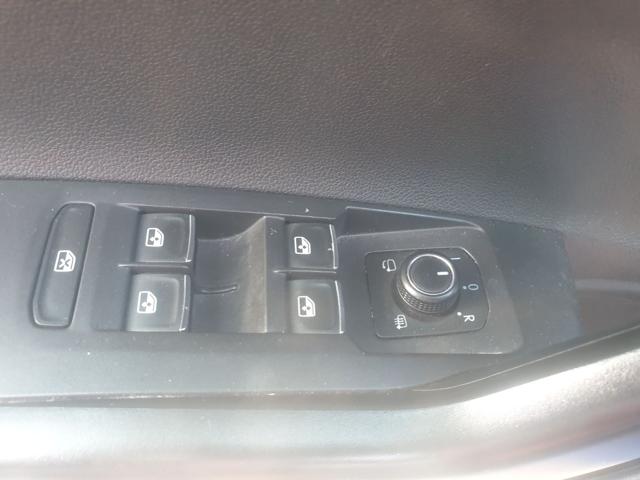 VOLKSWAGEN Polo usata, con USB