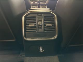 PORSCHE Macan usata, con Volante in pelle