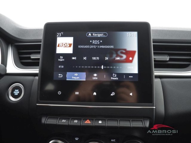 RENAULT Captur usata 13