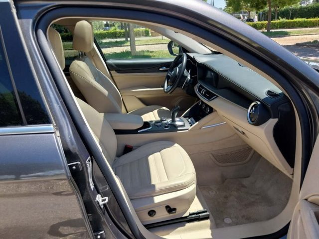 ALFA ROMEO Stelvio usata, con Apple CarPlay