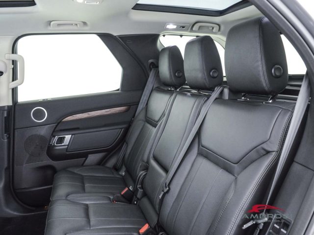 LAND ROVER Discovery usata 9