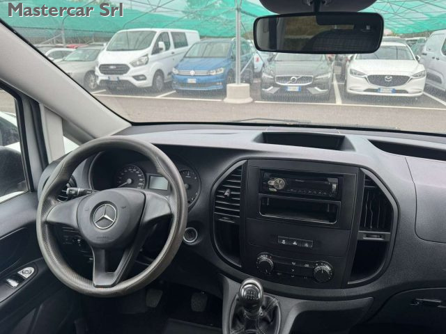 MERCEDES-BENZ Vito usata, con Controllo automatico clima
