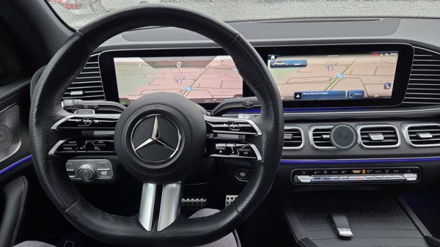 MERCEDES-BENZ GLE 300 usata, con Sistema di navigazione