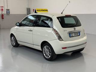 LANCIA Ypsilon usata, con Servosterzo