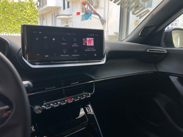 PEUGEOT 2008 usata, con Controllo vocale