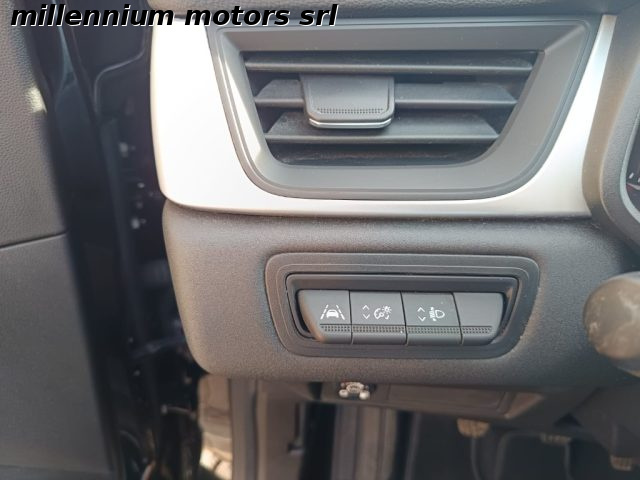 RENAULT Captur usata, con Fari LED