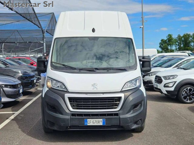 PEUGEOT Boxer usata, con Climatizzatore