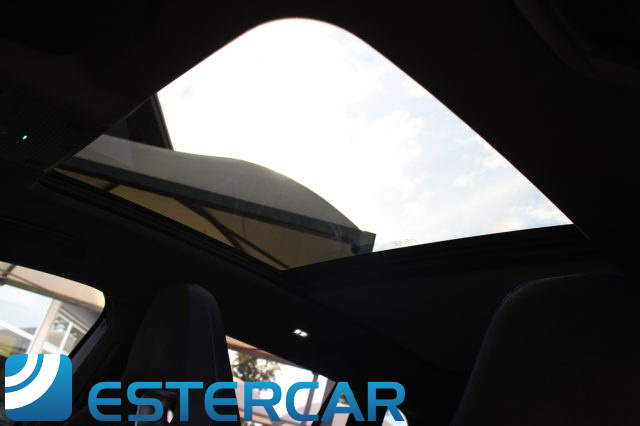 VOLKSWAGEN Tiguan usata, con Servosterzo