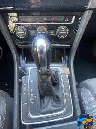 VOLKSWAGEN Golf usata, con ESP