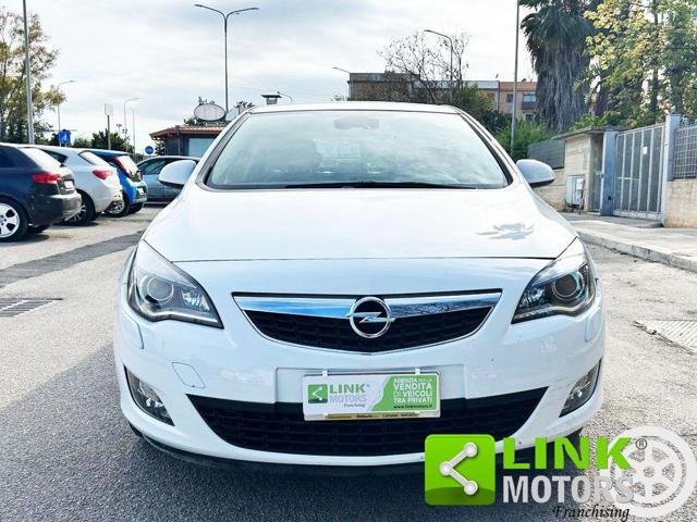 OPEL Astra usata, con Autoradio