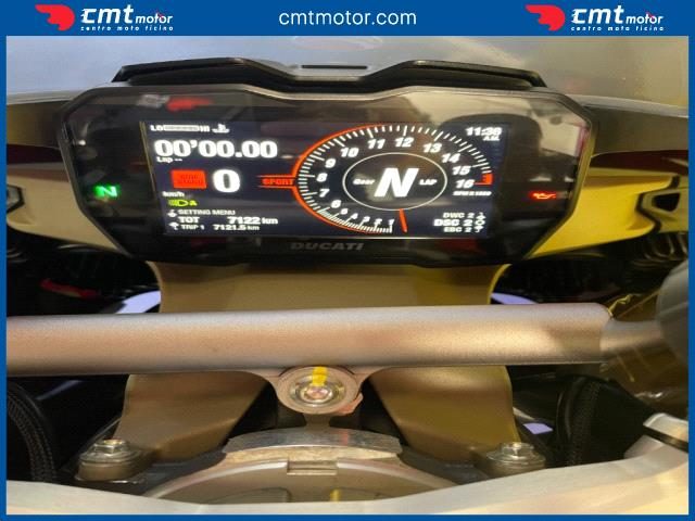 DUCATI Panigale V4 usata 4