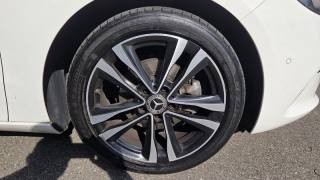 MERCEDES-BENZ B 180 usata, con Alzacristalli elettrici
