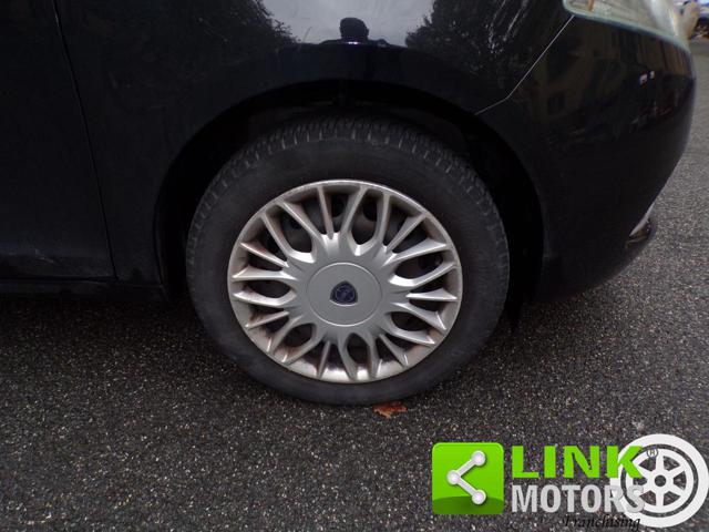 LANCIA Ypsilon usata, con Sedile posteriore sdoppiato